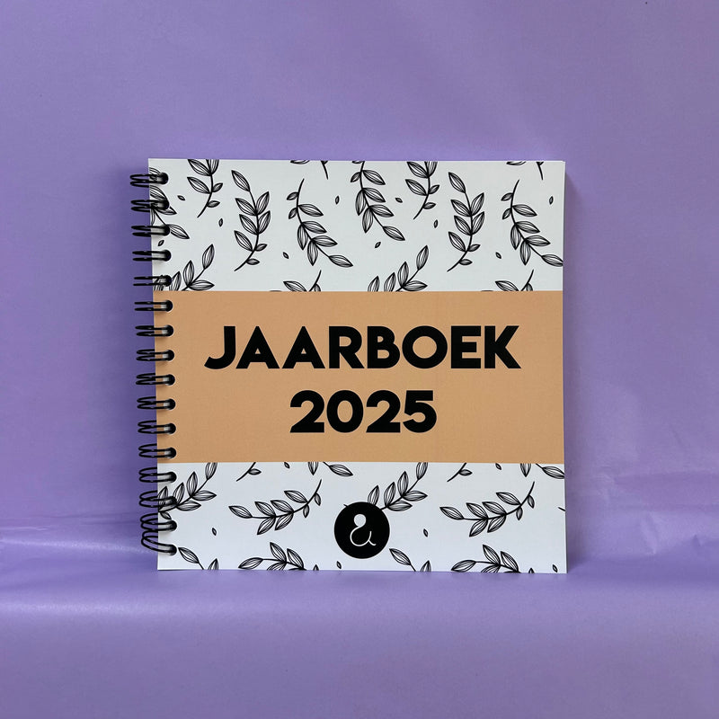 Jaarboek 2025 | BLANCO | Pastel Lichtoranje